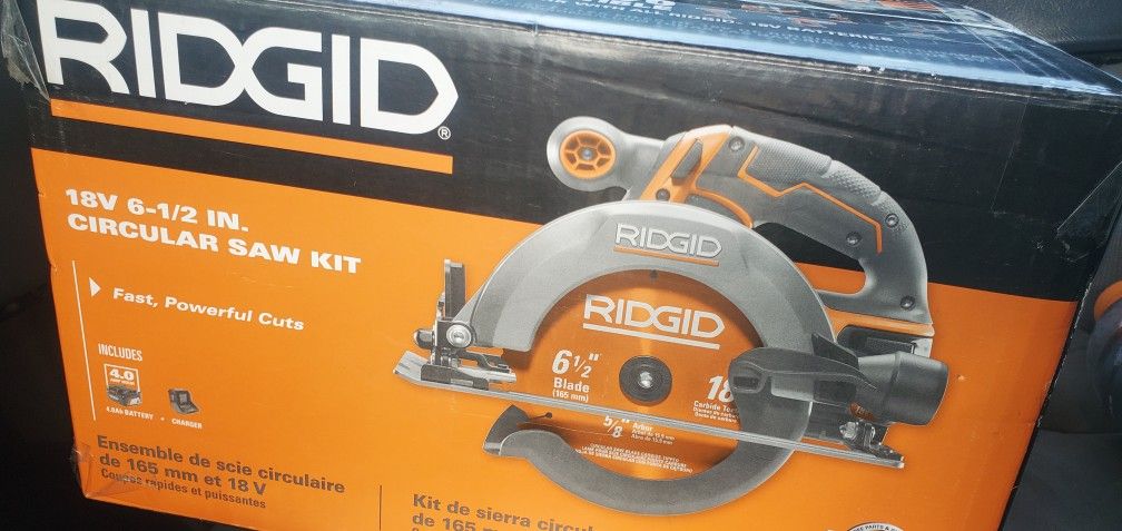 RIDGID CIRCULAR SAW KIT.