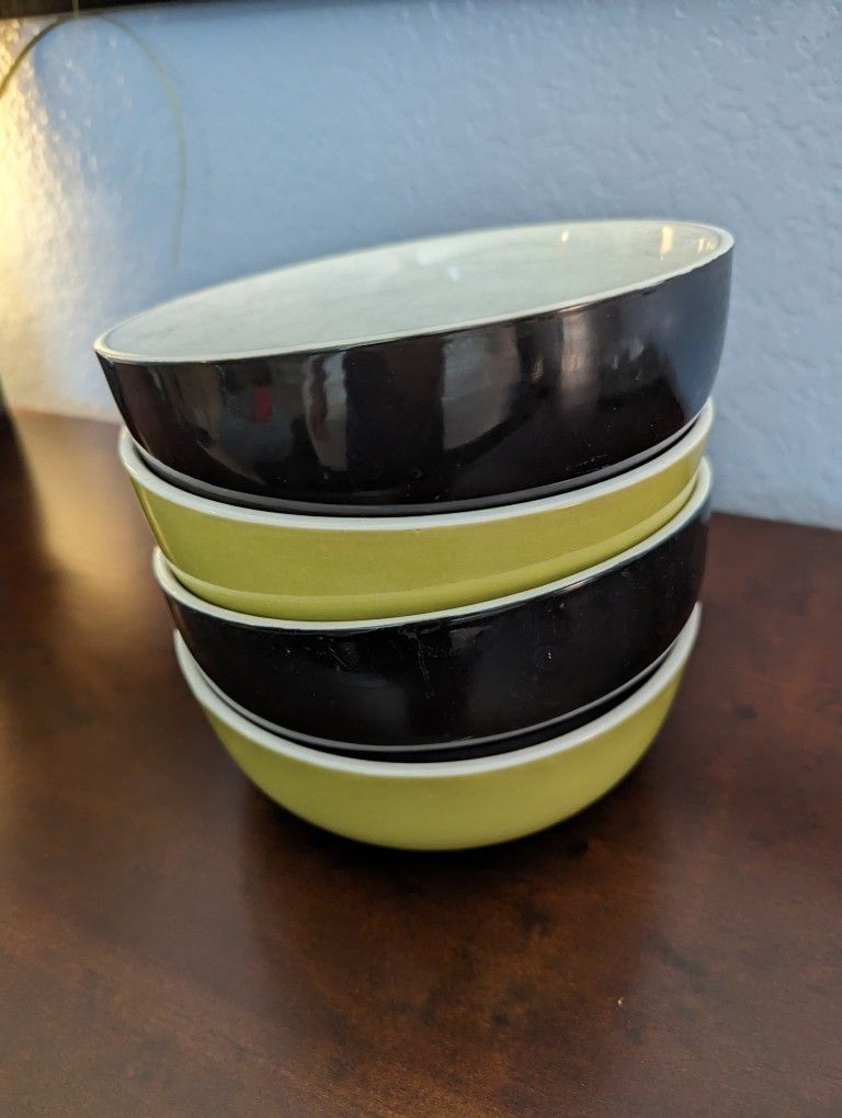 Green & Black Bowls