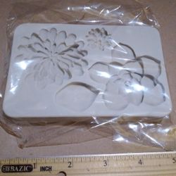 Big Flowers Silicon Mold $10