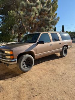 1995 Chevrolet Suburban 4+4