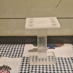 White and Clear Toothbrush Stand