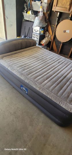 Brand new Queen size air mattress