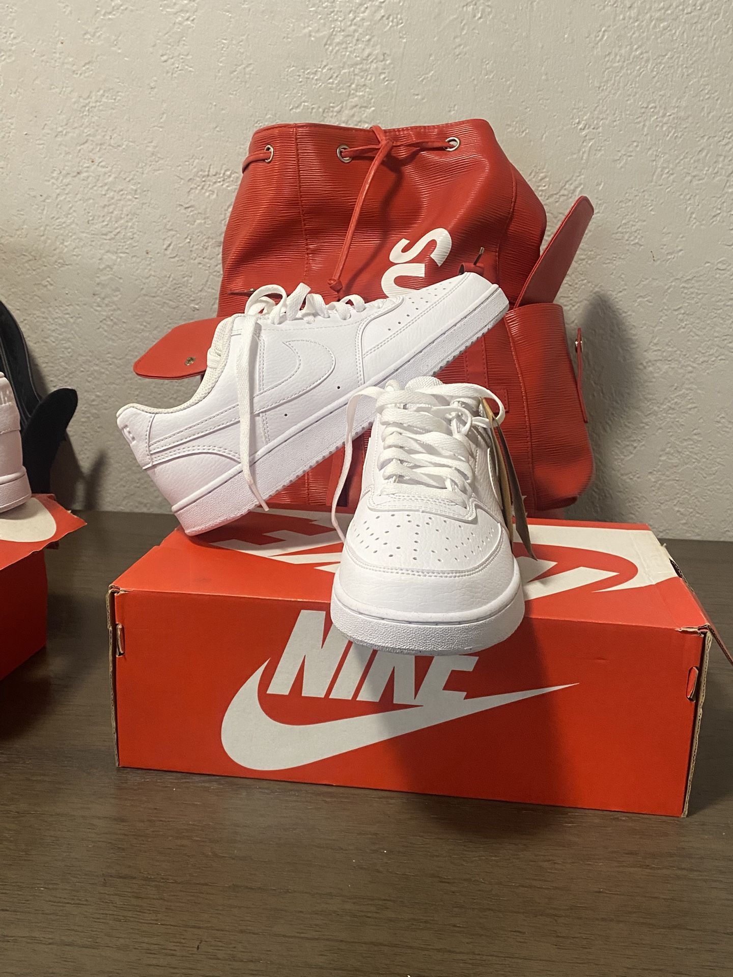 Nike All Whites 