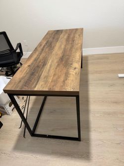 Table - Desk