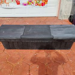 PICK UP TRUCK TOOL BOX 