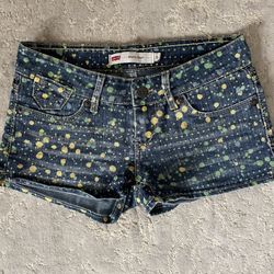 Levi Shorts 