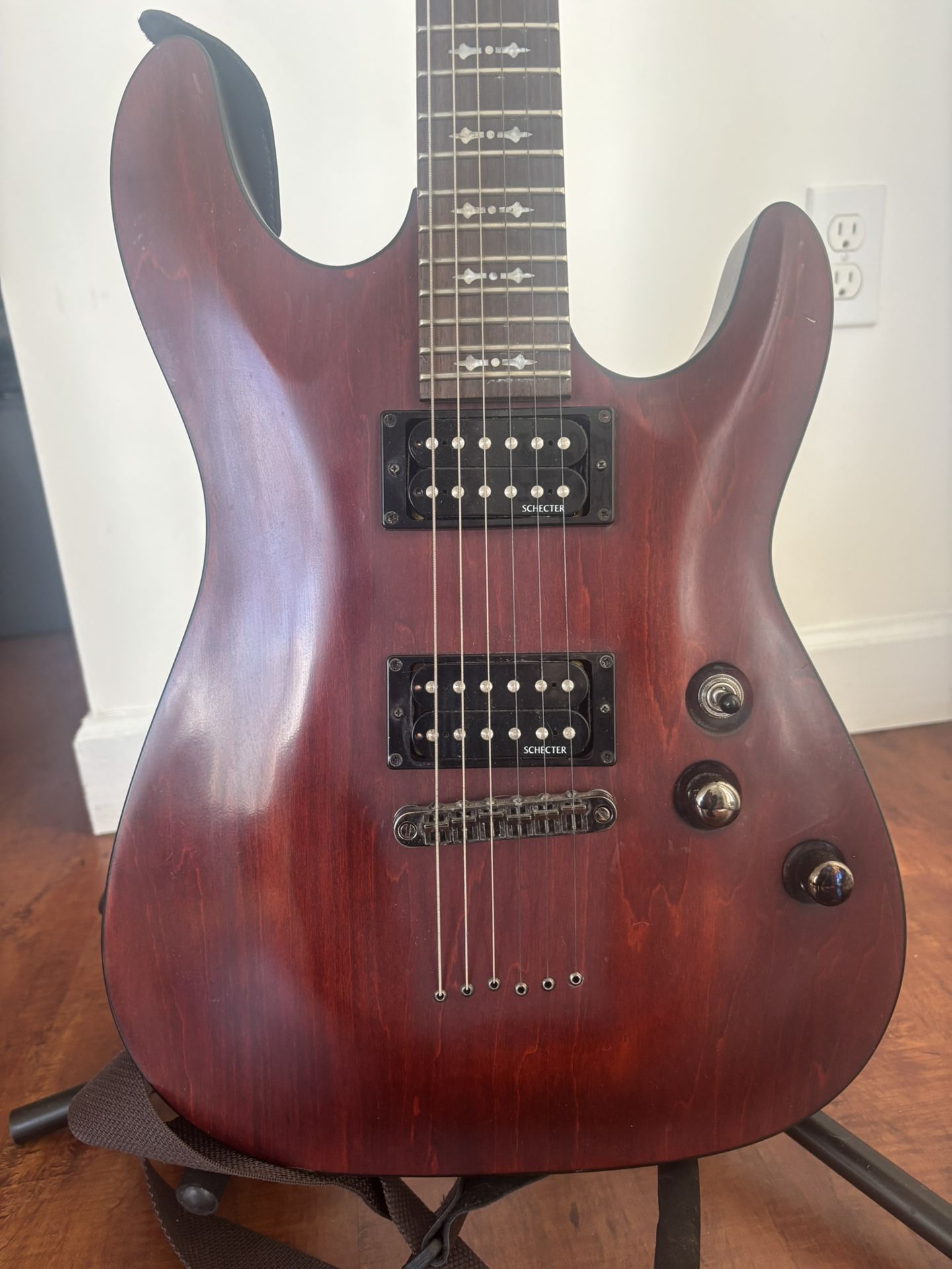 Schecter Diamond Series Omen-6 Electric Guitar