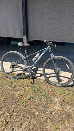 Bicycle Trek number 7 Marlin mountain bike