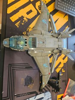 Lego Avengers Quinjet
