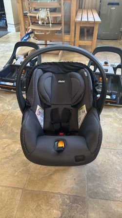 Chicco fit2 carseat