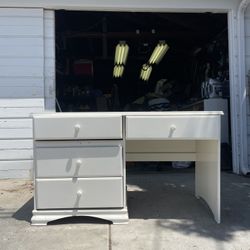 Free White Desk