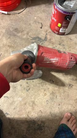 Milwaukee 15 Amp large corded grinder