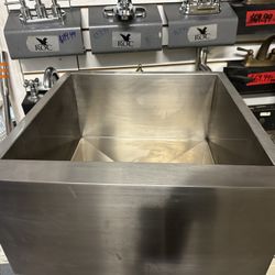Farm sink 