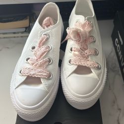White Play Form Converse 