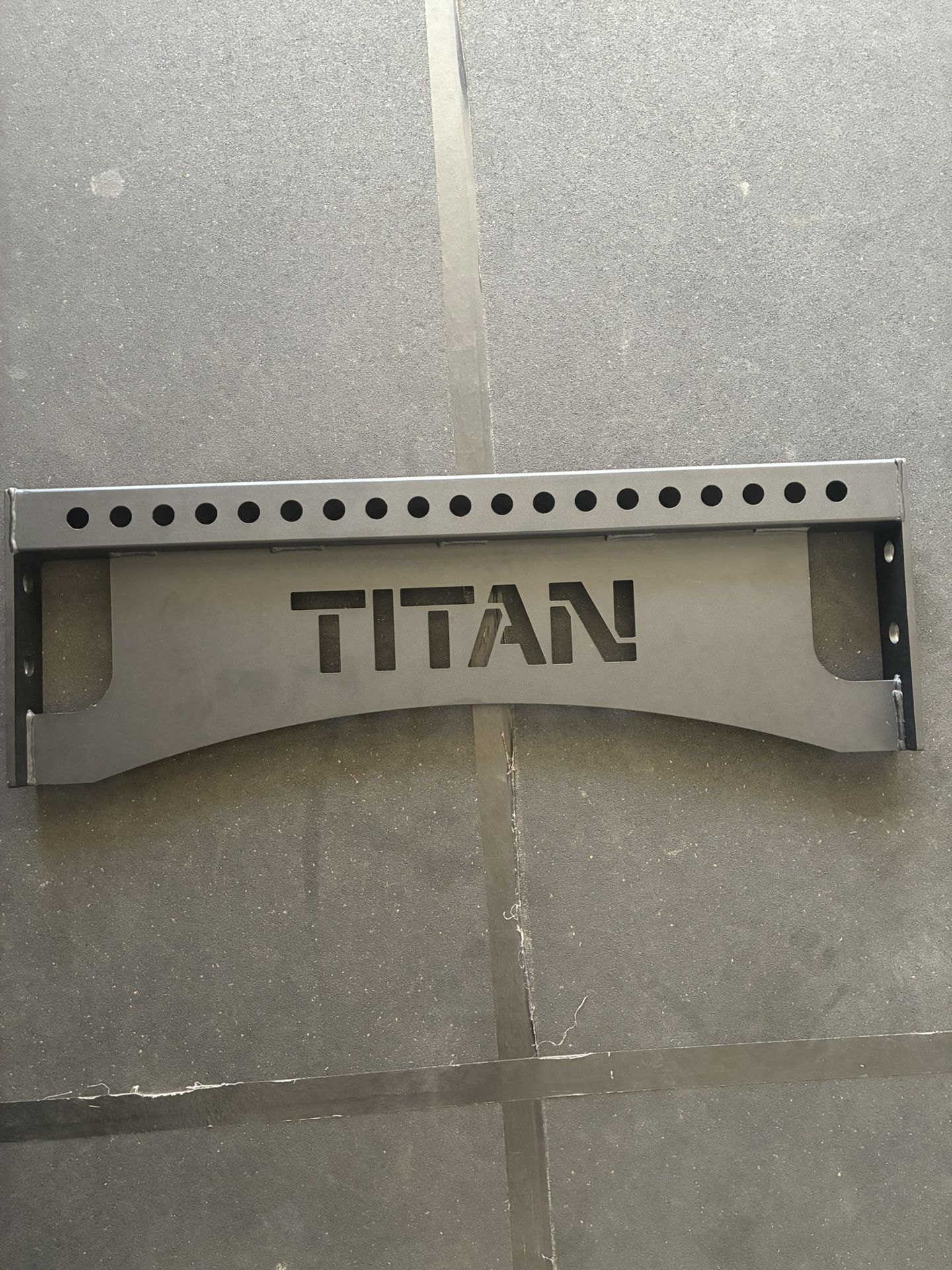 Titan Fitness Logo Crossmember