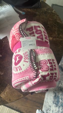 Victoria's Secret PINK Fleece Throw Blanket