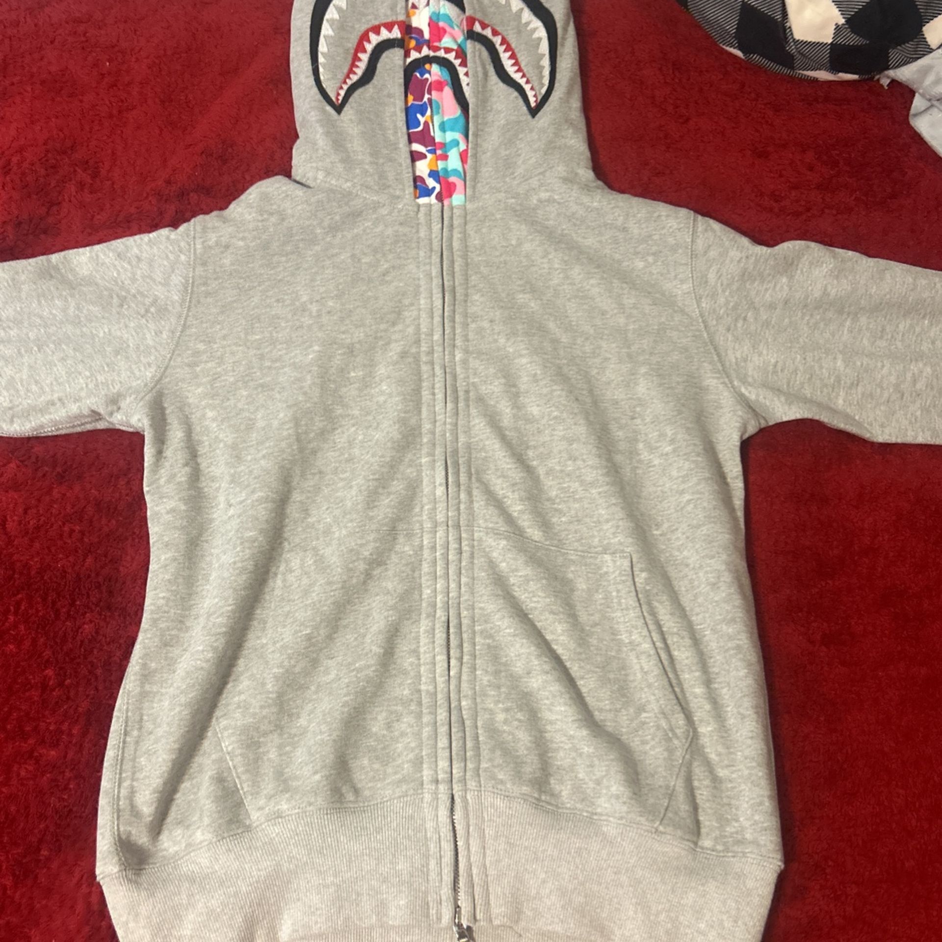 bape hoodie, Open for offers price isn’t firm at all