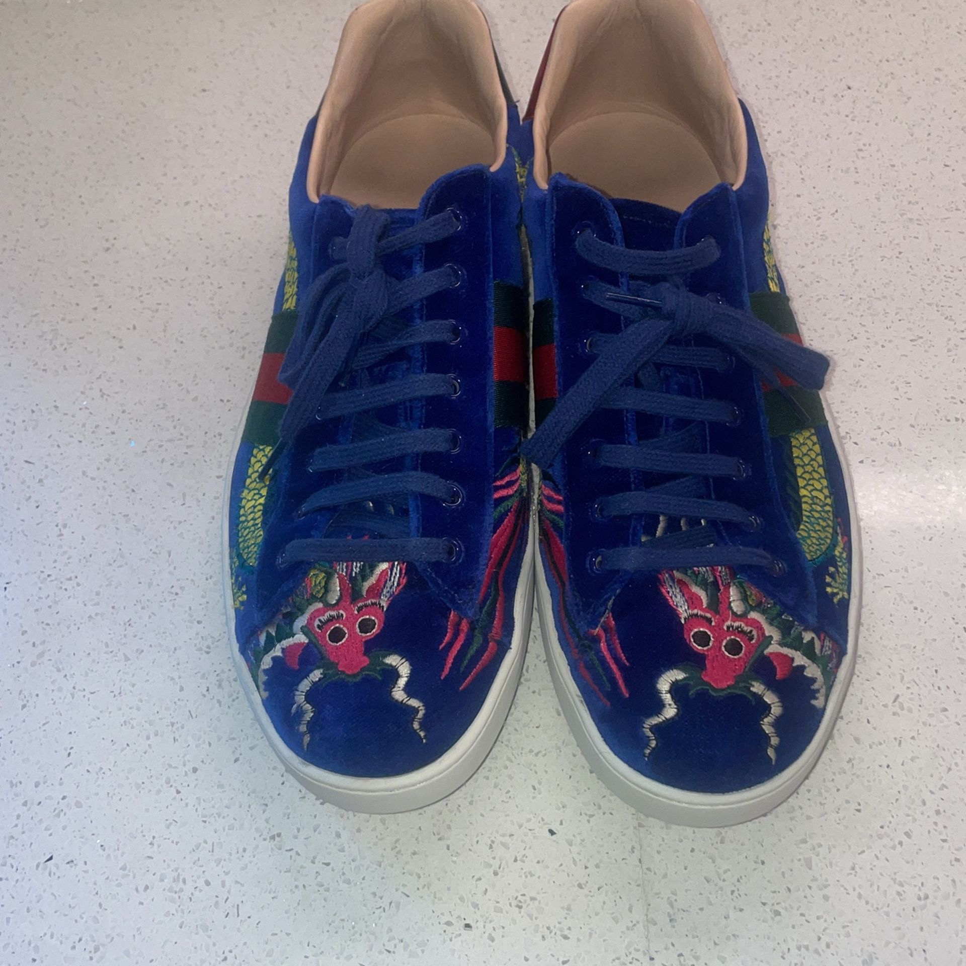 Gucci Ace Embroidered Dragon Gucci Ace Embroidered “Blue Velvet