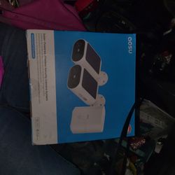 Auso Solar Powered Security Cameras 