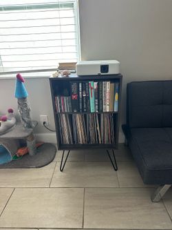 Concord Turntable Stand
