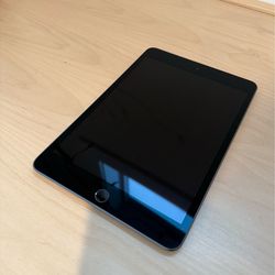 Apple iPad mini (5th Gen) 64GB - Cellular Unlocked