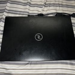 Evoo Gaming Laptop 17" 2060 i7 