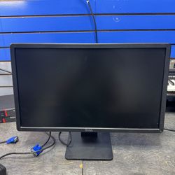 Dell 24 Inch Monitor VGA- DVI (NO HDMI)