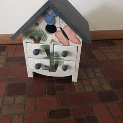 Bird Box!! For Feeding