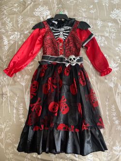 Girls’ Dead Pirate Halloween Costume