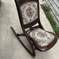 Antique Rocking Chair 
