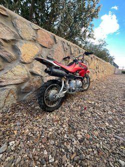 Crf50f  Honda red white