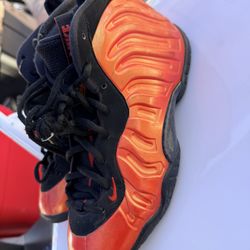 Nike Air Foamposite One GS Habanero Red Youth 644792-604 Black Red Size 6y 