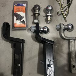Truck tow hitches