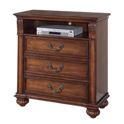Accent Cabinet 
