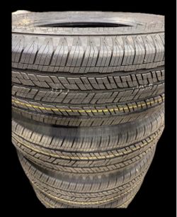 Bridgestone Dueler 265/70R18        4 Tires