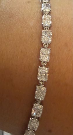 Bracelet 14k white gold and 10 carats lab diamond
