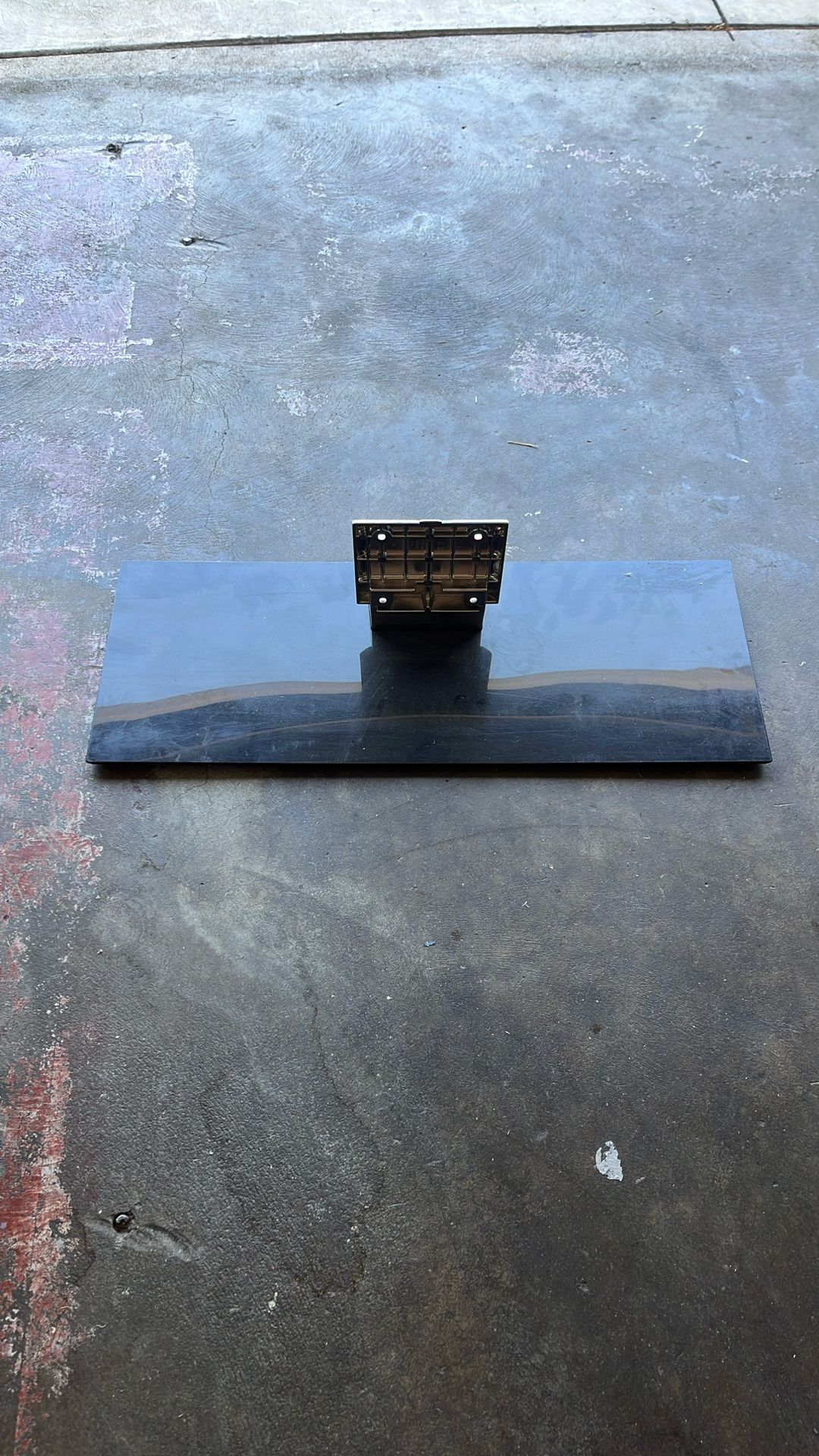 Toshiba TV Stand