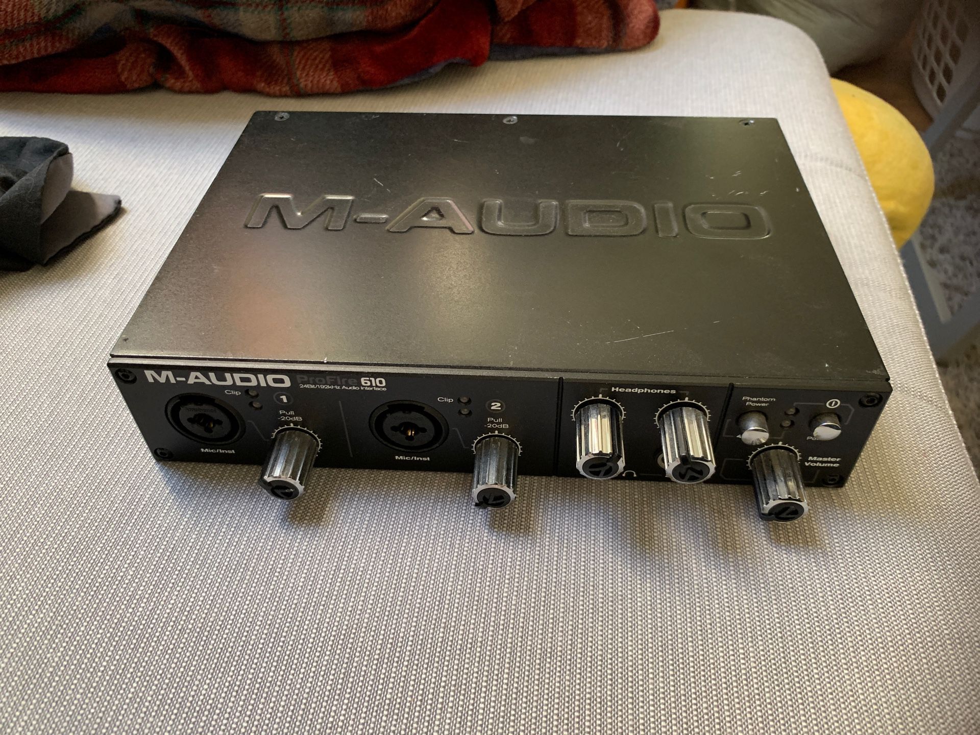 M audio pro fire 610 (no power cord)