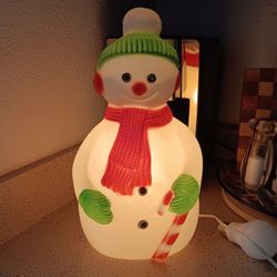 Blow Mold Vintage 15" Canada Light Up Snowman Christmas