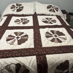 Home Made Queen Sized Quilt Hand And Machine Stitched