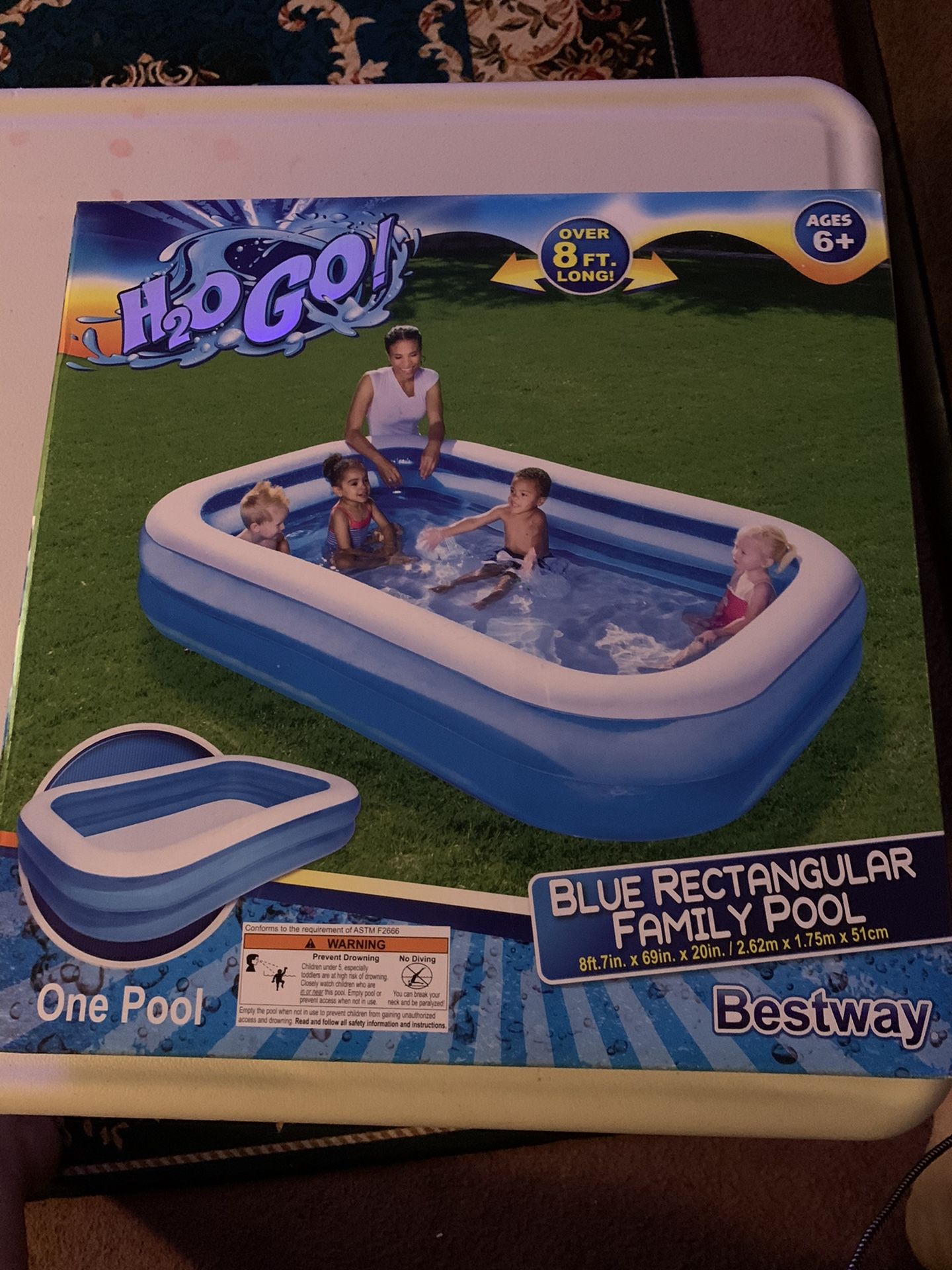 H2O rectangular family pool