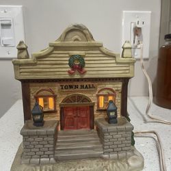 Winter Valley Cottages Town Hall Thumbnail