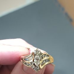 Beautiful 14 K Gold wedding Set With Baguettes And Marquee Solitaire Diamond 