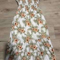 Juniors Dress Size Large 