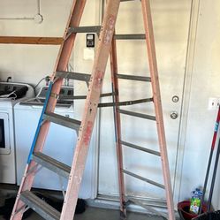 8ft Fiberglass Ladder 
