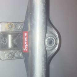 Supreme Skateboard Trucks And Wheels