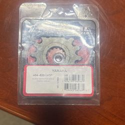 Front Crank Case Yamaha Sprocket 14 New 