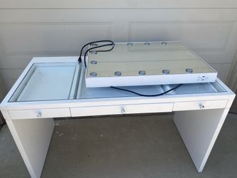Vanity Desk