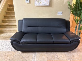 Brand New Modern Contemporary Black Loveseat