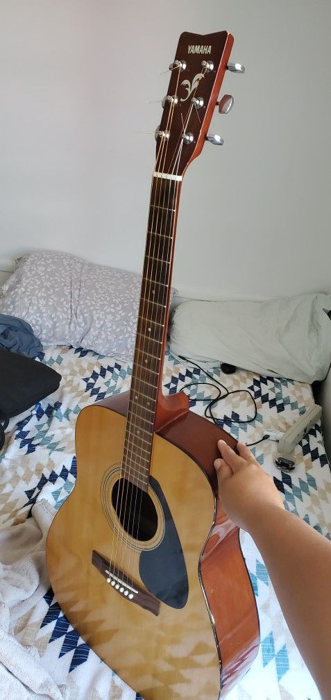 Yamaha F-310
